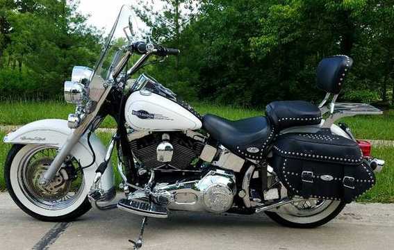 2006 Harley-Davidson FLSTCI Heritage Softail Classic #10