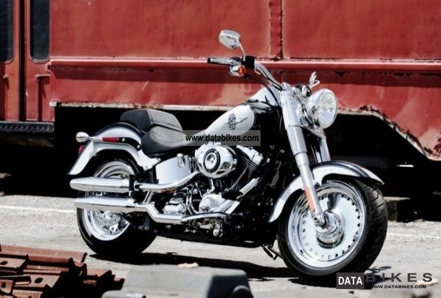 2011 Harley-Davidson FLSTFB Fat Boy Special #8