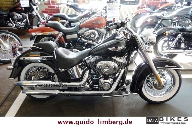 2011 Harley-Davidson FLSTN Softail Deluxe #8