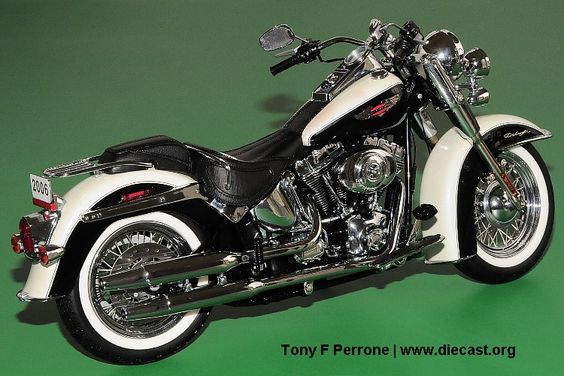 2006 Harley-Davidson FLSTNI Softail Deluxe #9