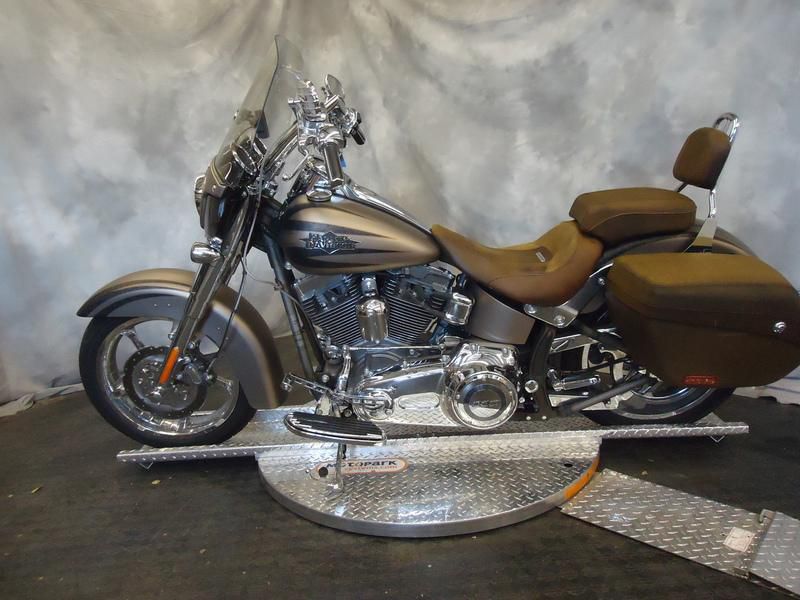 2012 Harley-Davidson FLSTSE3 CVO Softail Convertible #7