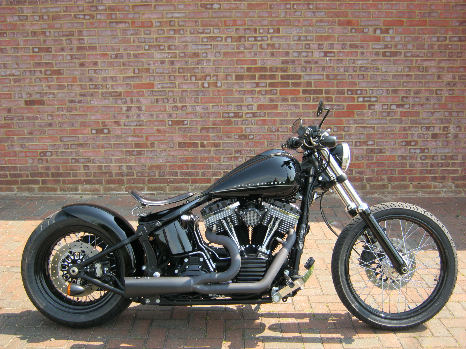 Harley Davidson FXS Blackline