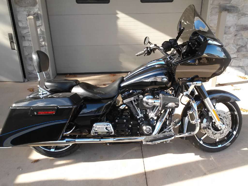 2013 Harley-Davidson Road Glide Custom #9