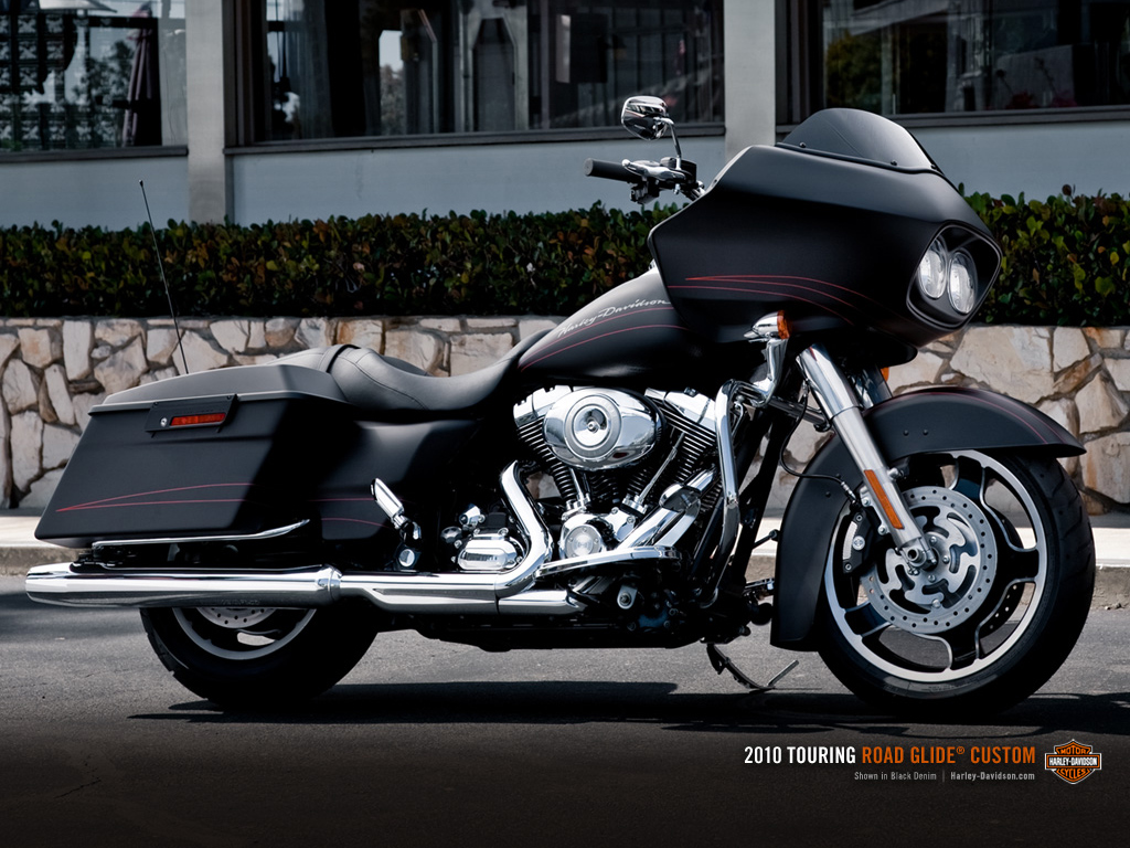 2013 Harley-Davidson Road Glide Custom #10