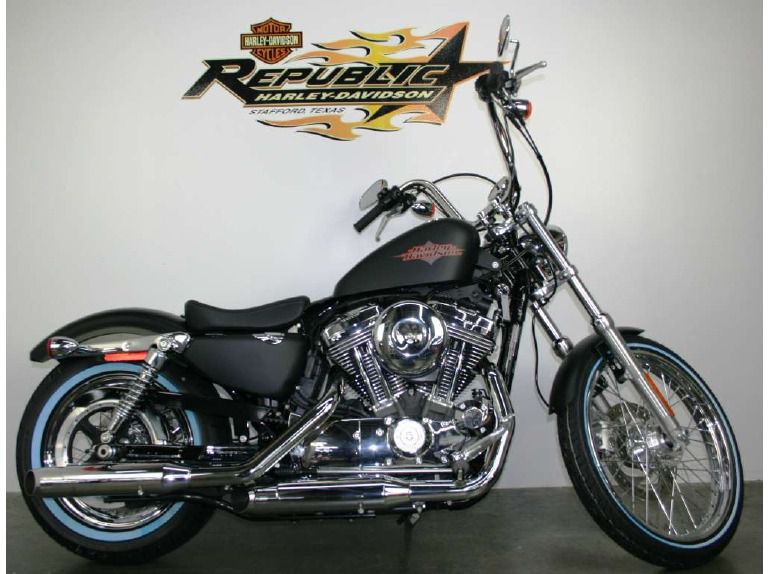 2014 Harley-Davidson Sportster Seventy-Two #9