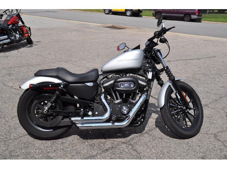 2010 Harley-Davidson Sportster XL 883N Iron 883 #8