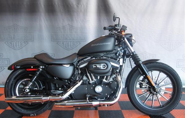 2011 Harley-Davidson Sportster XL883N Iron 833 #8