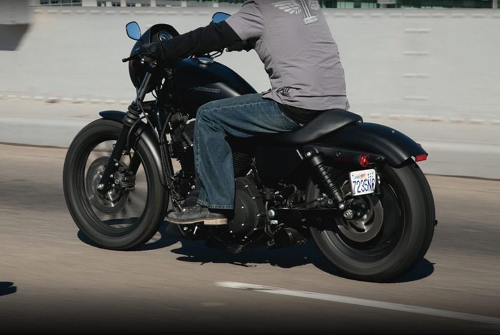 Harley-Davidson Sportster XL883N Iron 833 #7