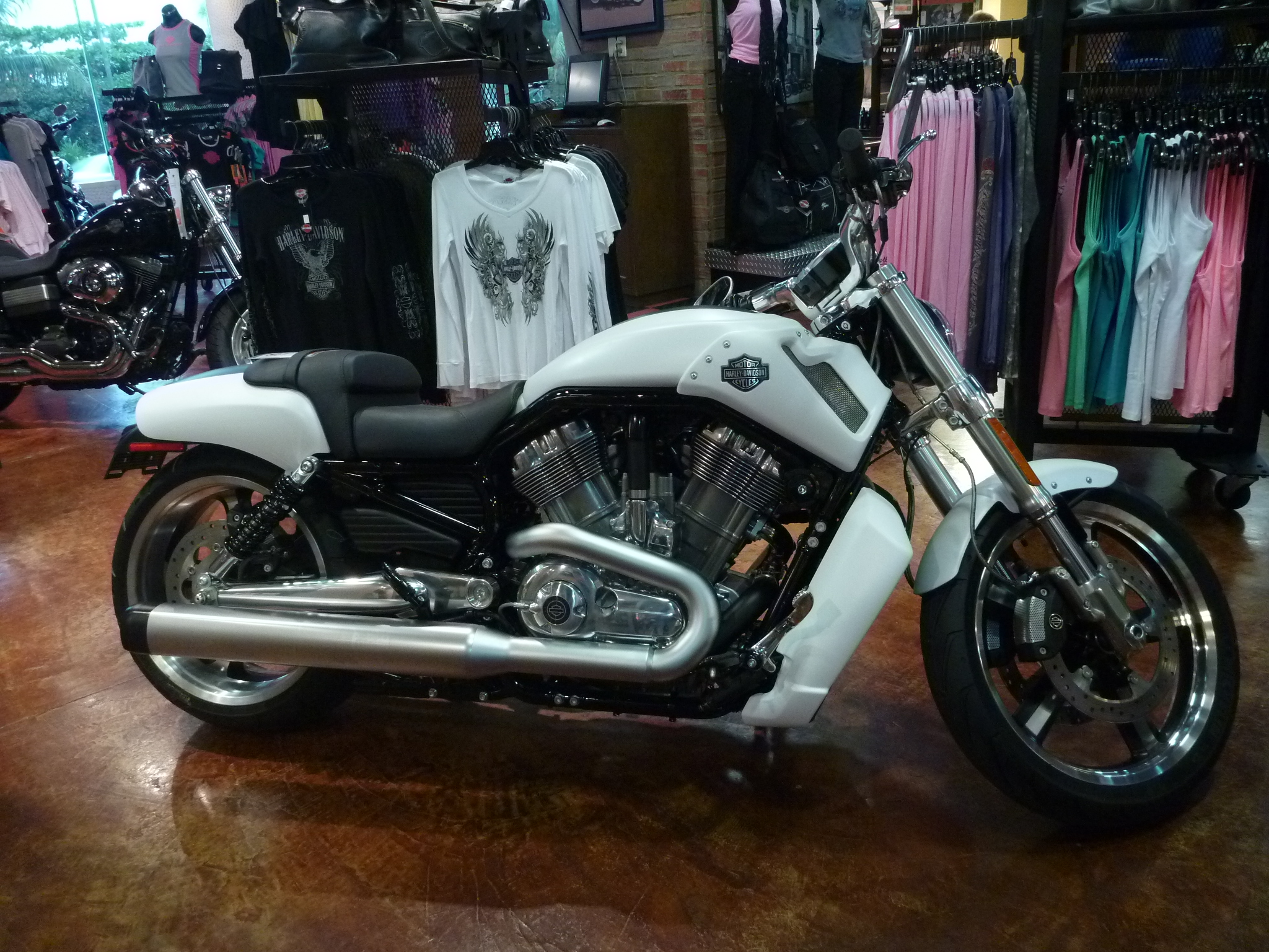 2013 Harley-Davidson V-Rod Muscle #7