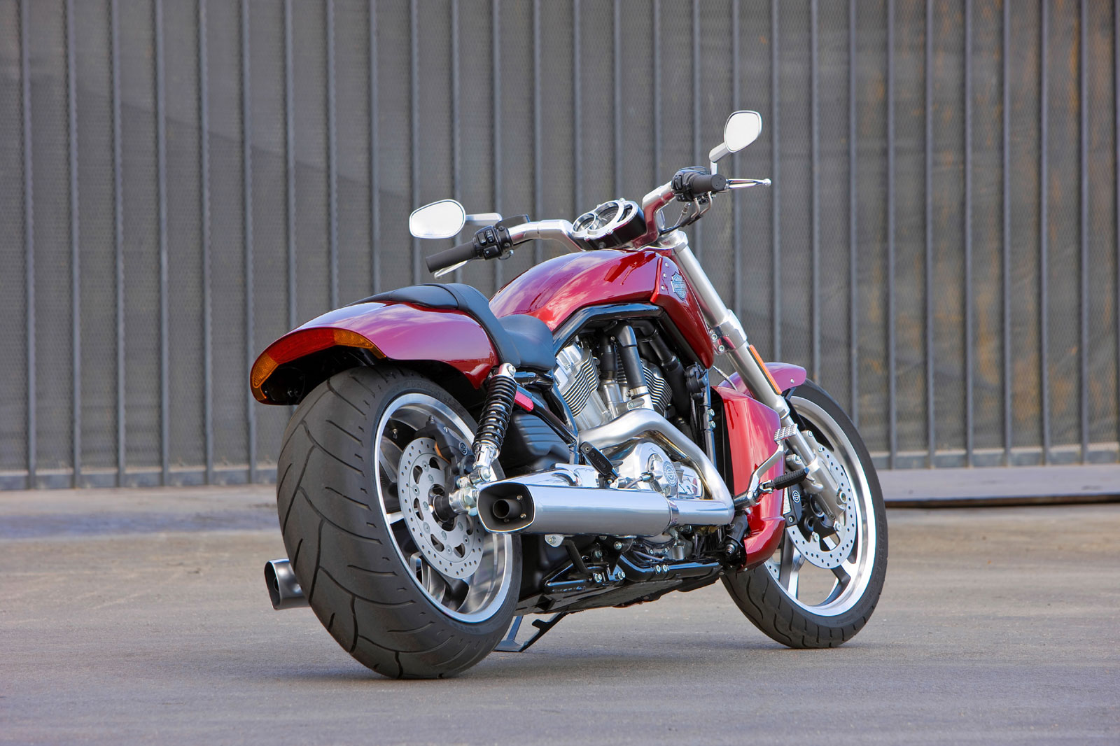 2014 Harley-Davidson V-Rod Muscle #9