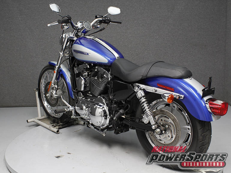 2010 Harley-Davidson XL1200C Sportster 1200 Custom #7