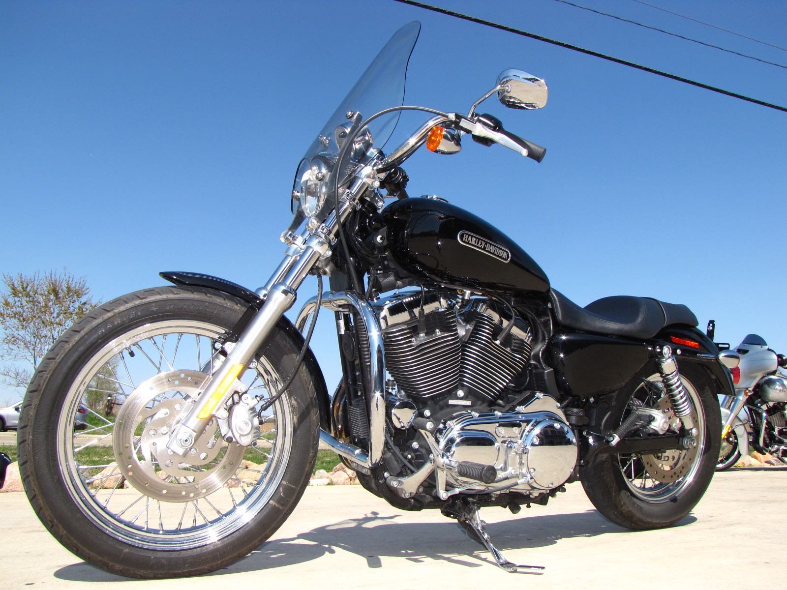 2010 Harley-Davidson XL1200L Sportster 1200 Low #9