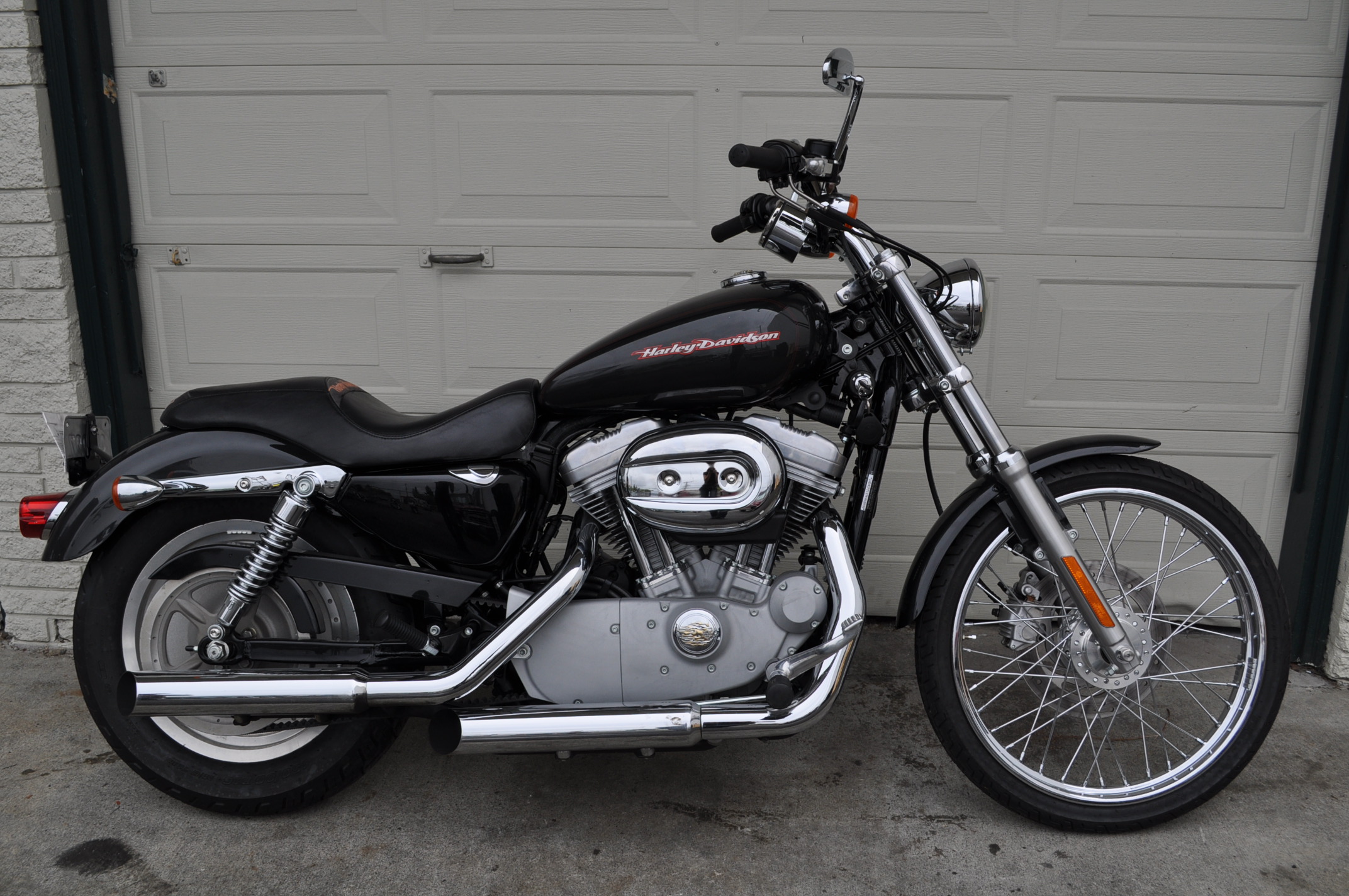 2007 Harley-Davidson XL883C Sportster Custom #7