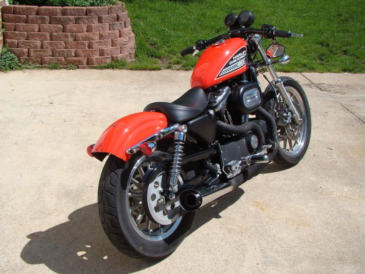 2009 Harley-Davidson XL883R Sportster 883R #8