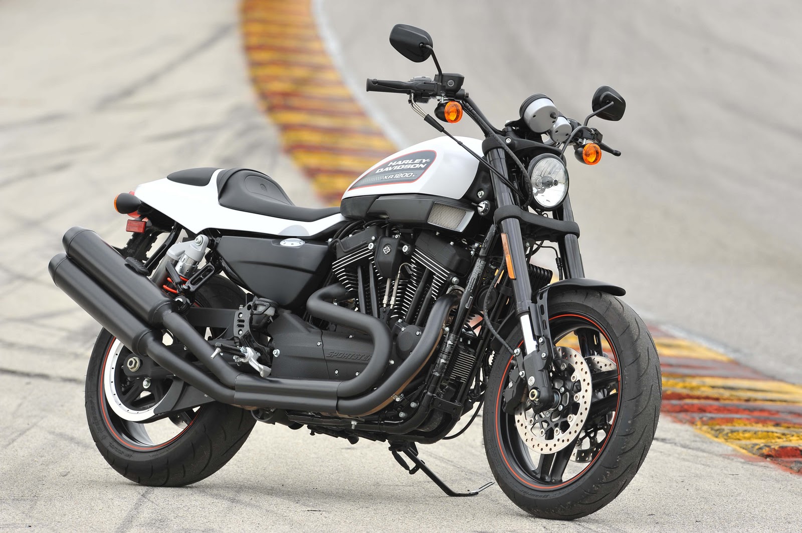 2012 Harley-Davidson XR1200X #9