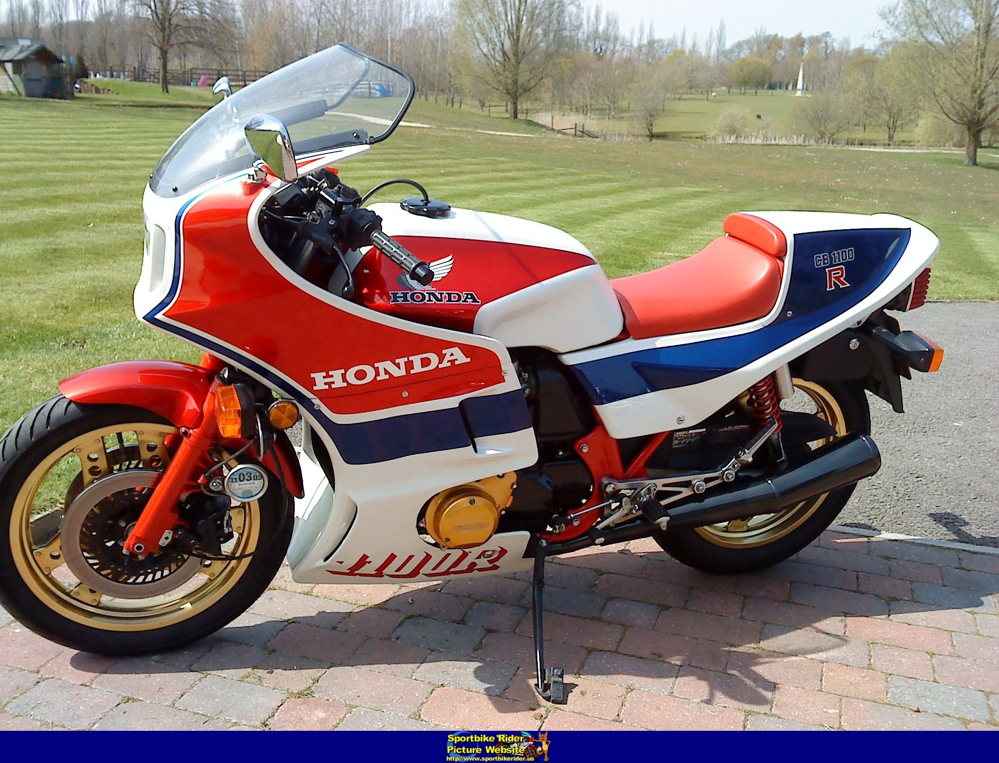 1983 Honda CB1100R #7