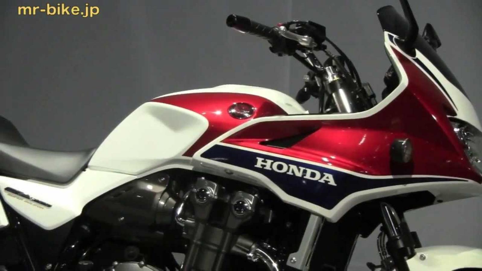 2011 Honda CB400 Super Bol dOr #10