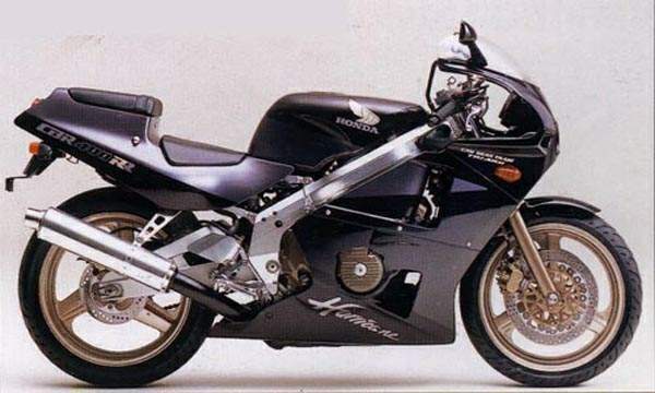 1989 Honda CBR 400 RR Fireblade #9