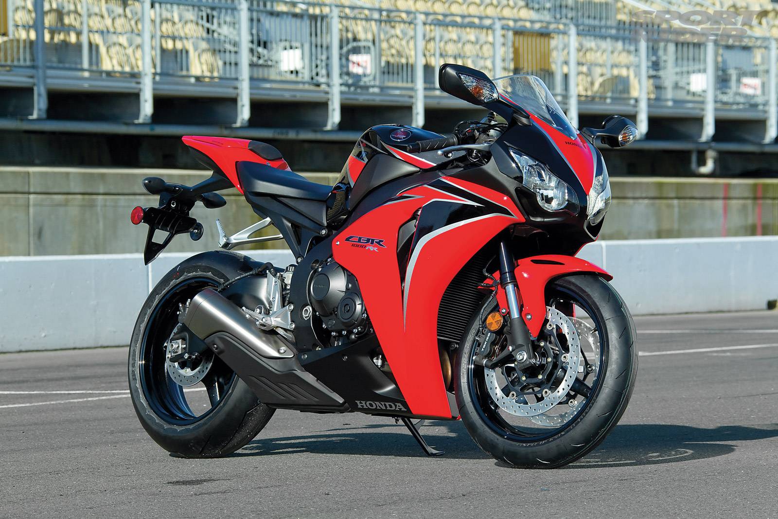 Honda cbr1000. Honda cbr1000rr 2010. Honda cbr1000rr 2008. Honda CBR 1000 Fireblade. Honda cbr1000rr Fireblade Black.