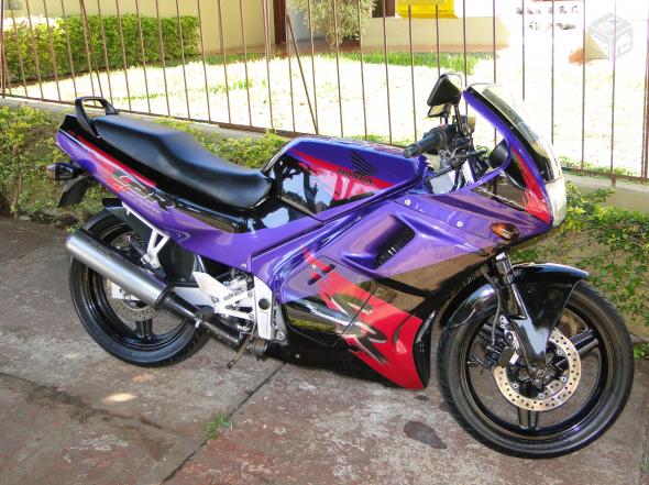 1994 Honda CBR450SR #8