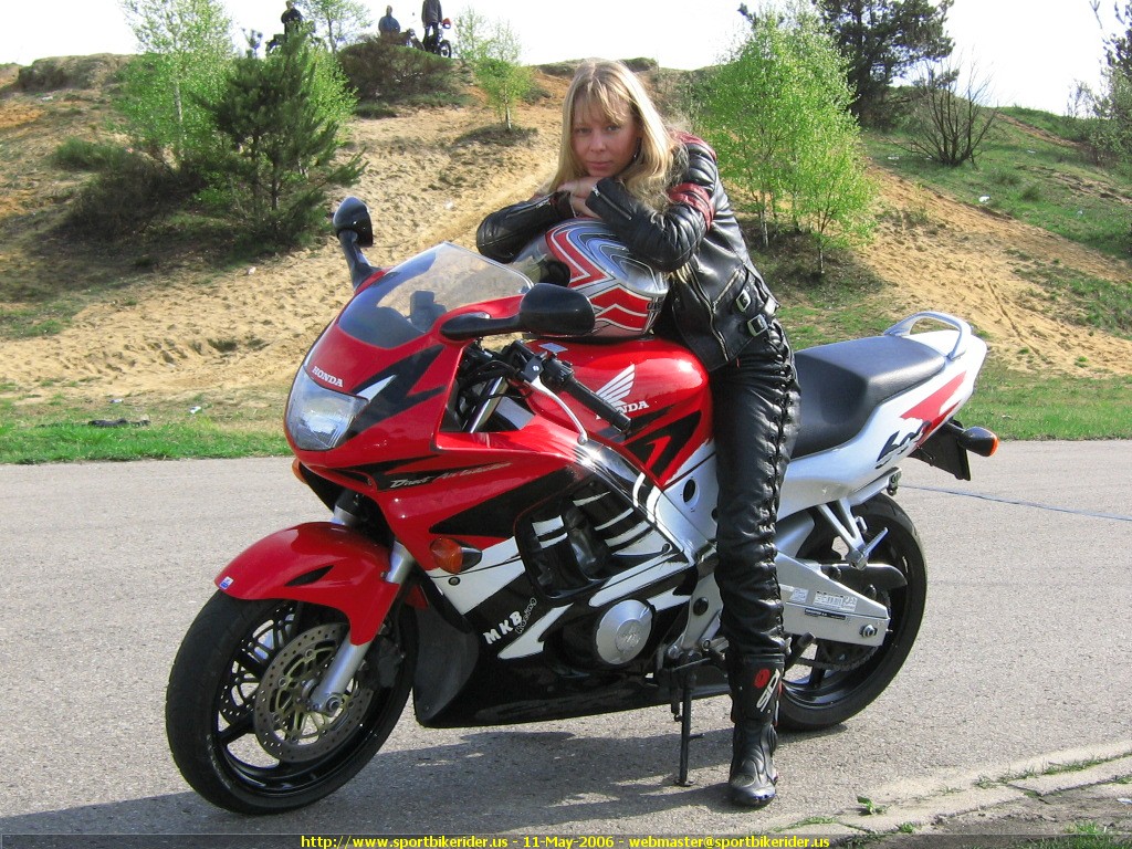 Honda cbr600rr с наездником