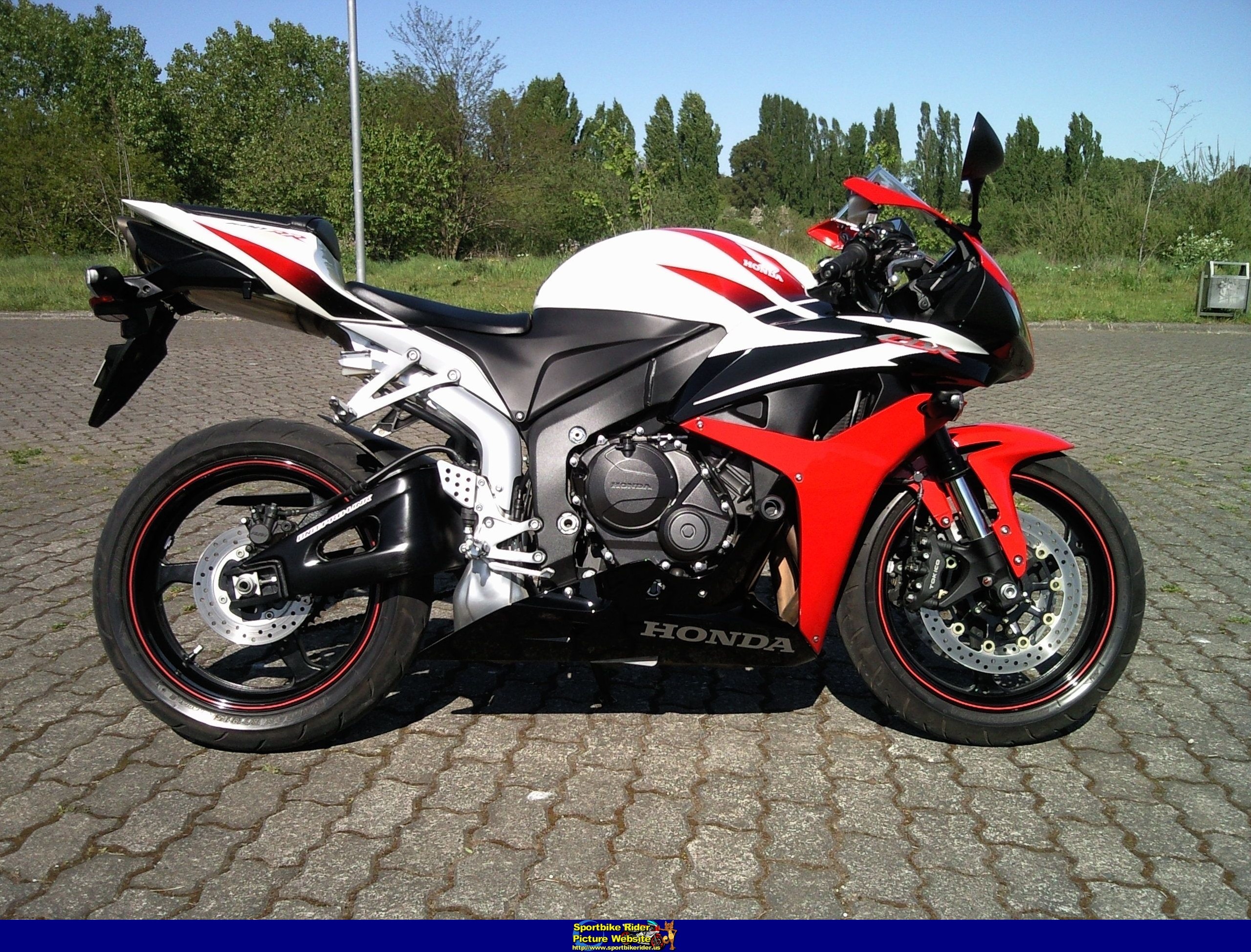 Хонда сбр 600. Honda cbr600rr. Хонда СБР 600рр. Honda cbr600rr 2008. Honda cbr600rr 2007.