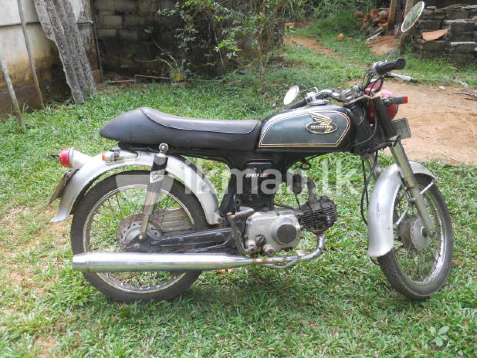 2002 Honda CD50 Benly #9