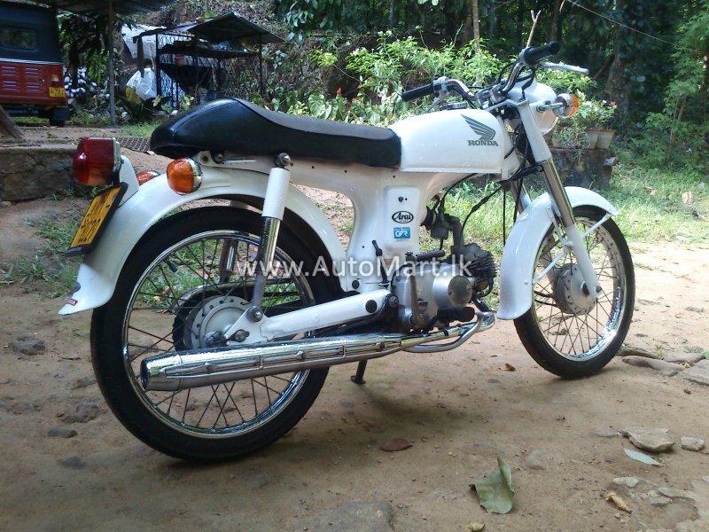 Honda CD50 Benly #8