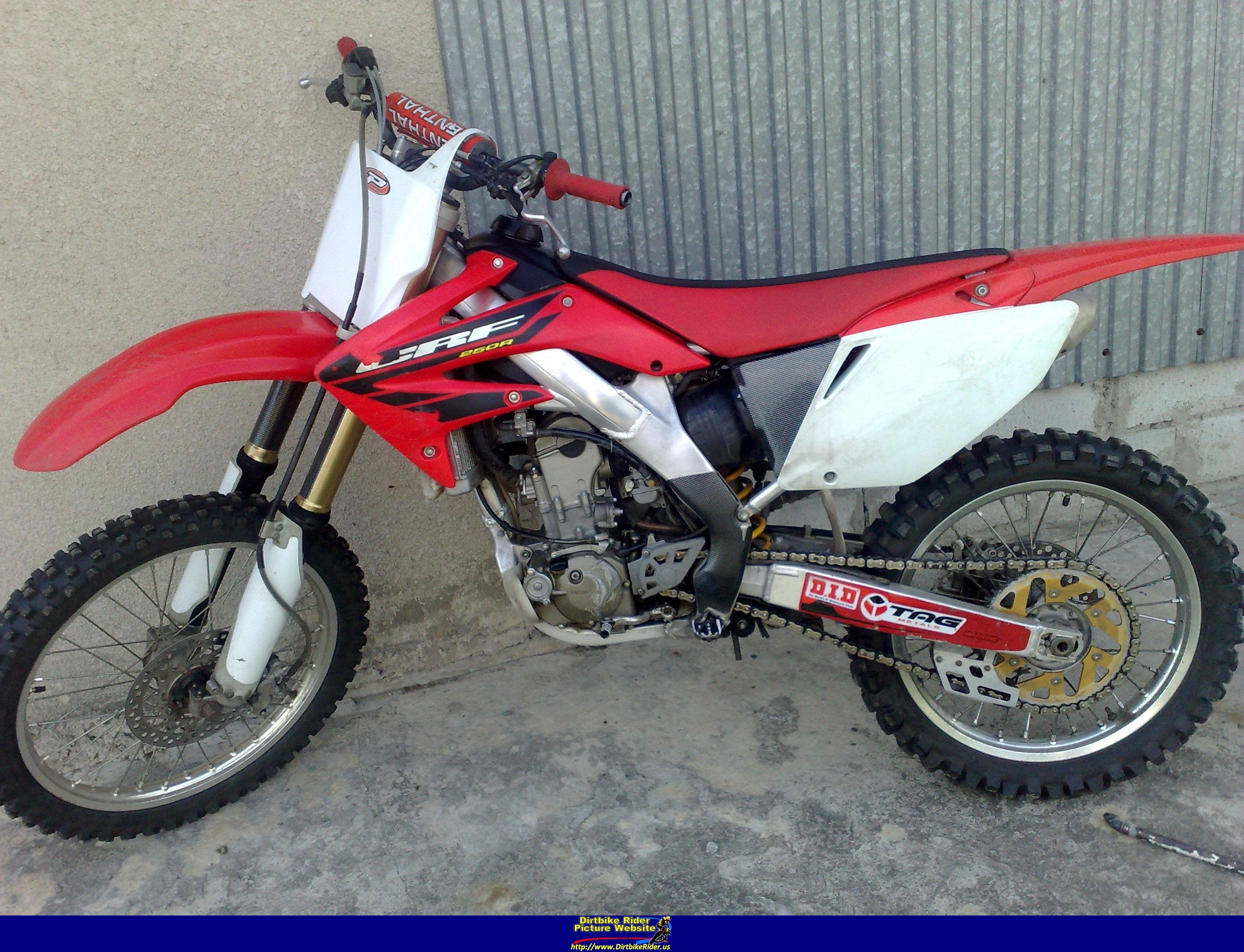 Р 2004. Honda CRF 250 2004. Хонда CR 250 2008. Мотоцикл Honda CRF 2004. CR 250 F.