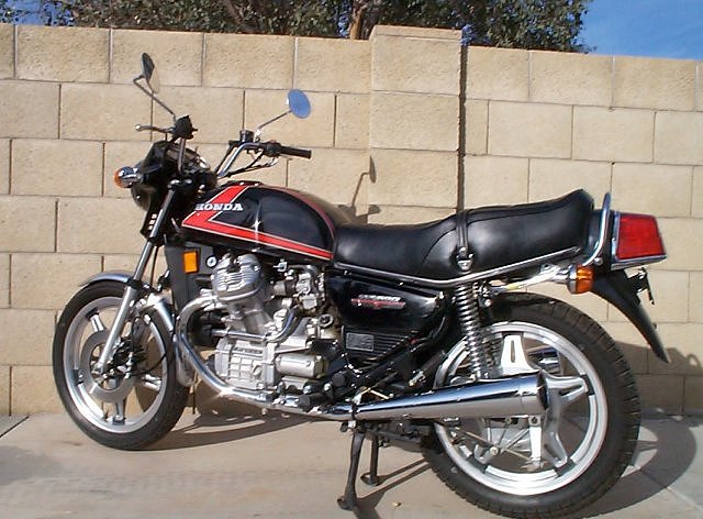 1981 Honda CX500C (reduced effect) #7