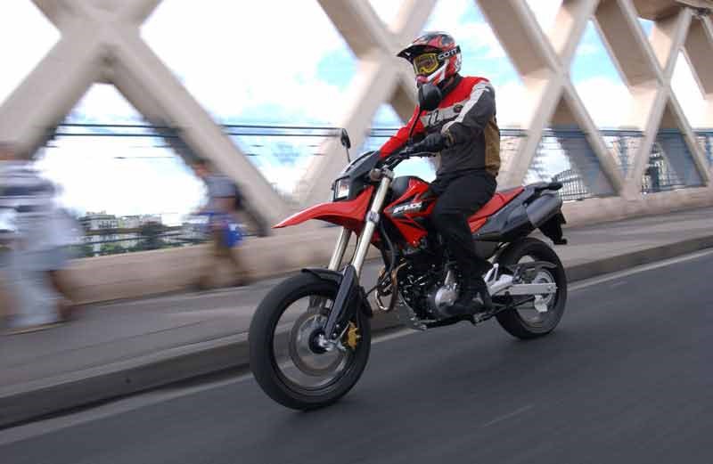 Honda FMX650 #9