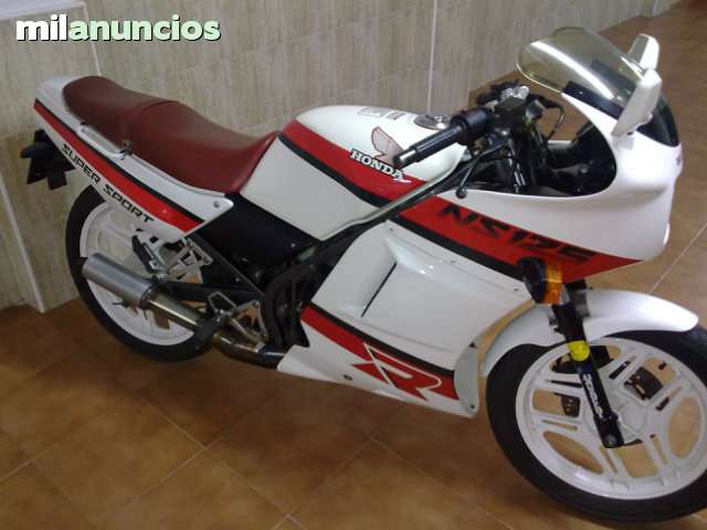 Honda NS125R #10