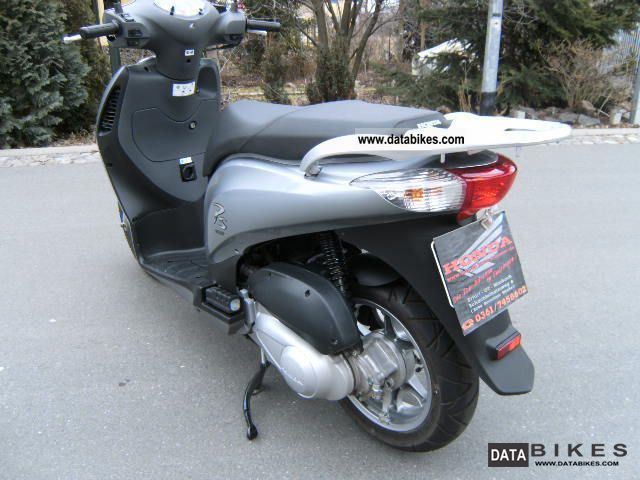 2011 Honda PS125i Sporty #9