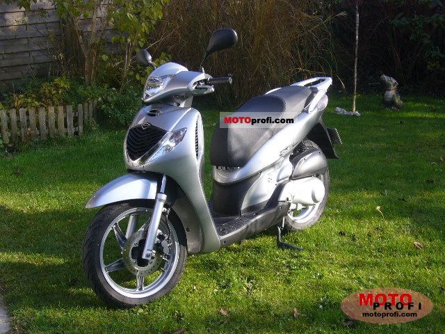 2009 Honda SH125i #9