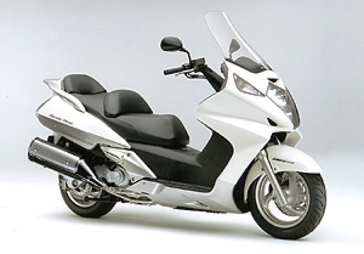 2001 Honda Silver Wing 600 #8