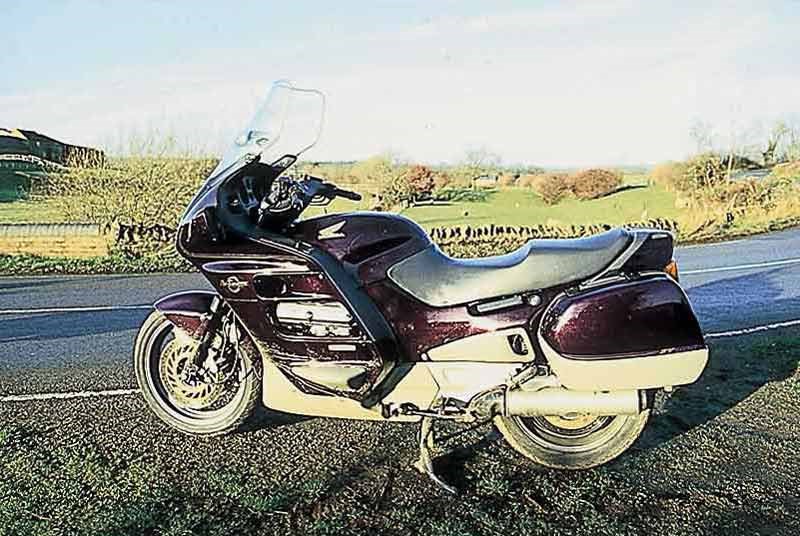 2001 Honda ST1100 Pan-European #9