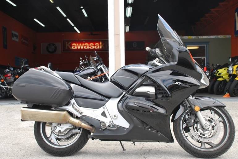 2010 Honda ST1300 #10