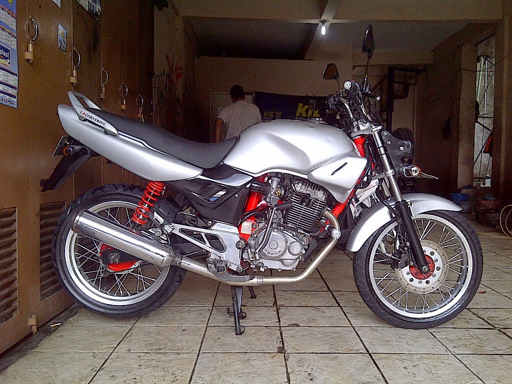 Honda Tiger 2000 #8