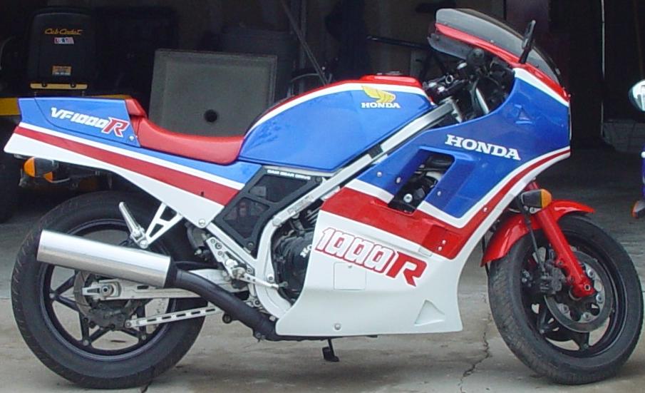 1984 Honda VF1000R (reduced effect) #7