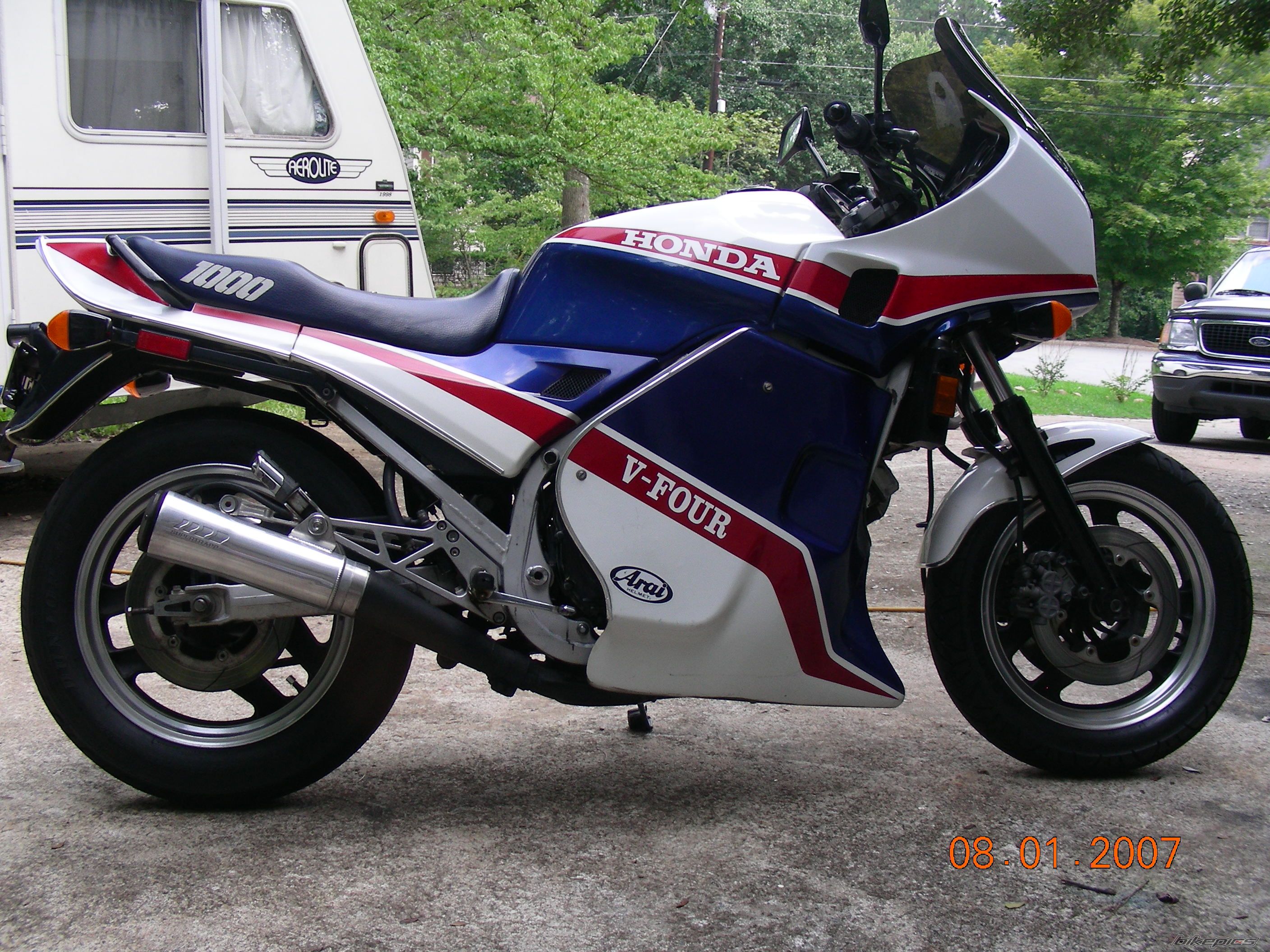 1984 Honda VF1000R #7