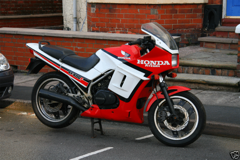 1986 Honda VF400F #10