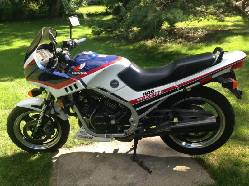 1984 Honda VF500F #7