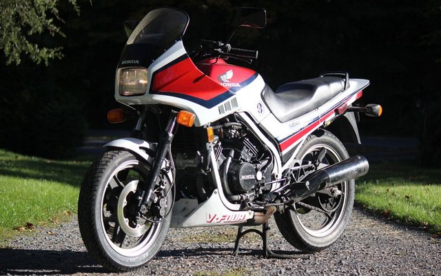 Honda VF500F #7
