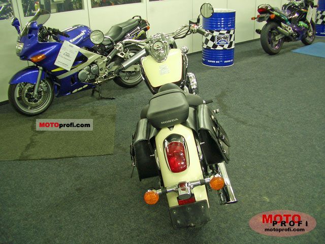 2001 Honda VF750C Shadow #10