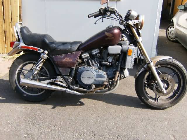 1982 Honda VF750C #7