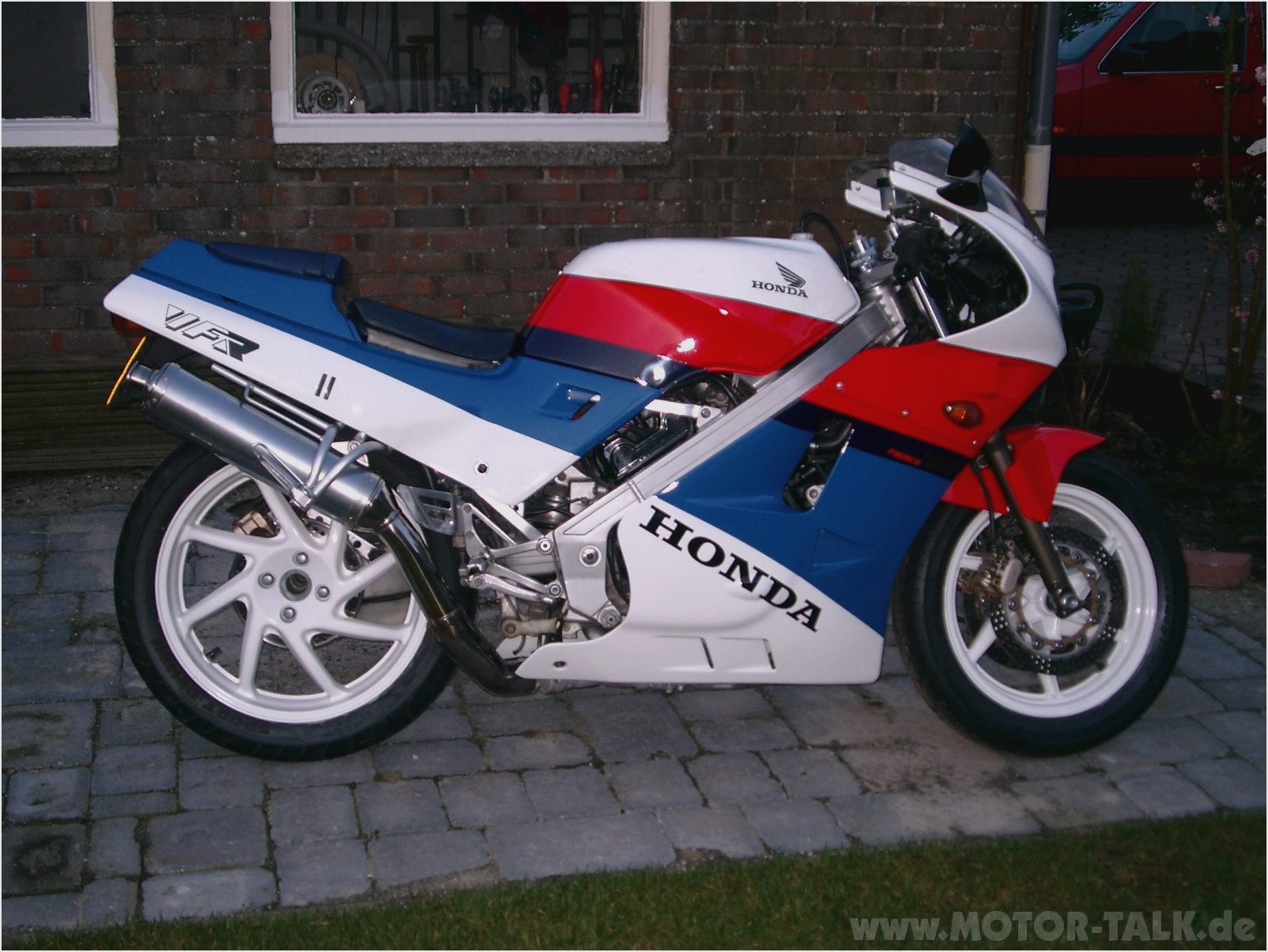 Honda VFR 400 NC24 #7