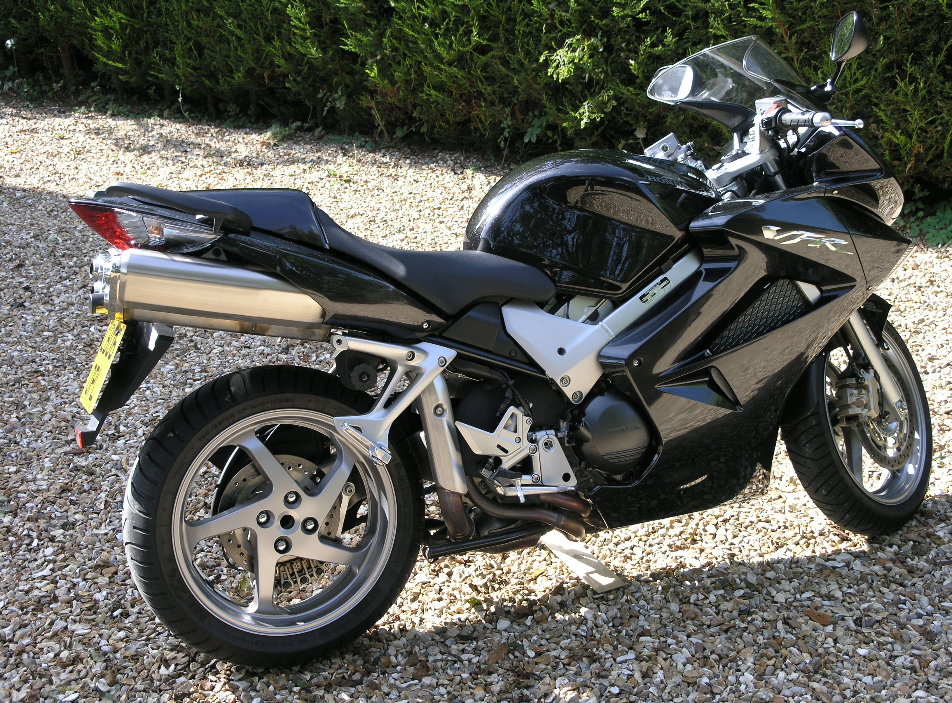 2006 Honda VFR #10