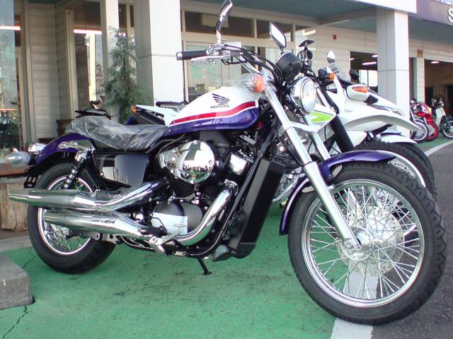 2011 Honda VT400S #9