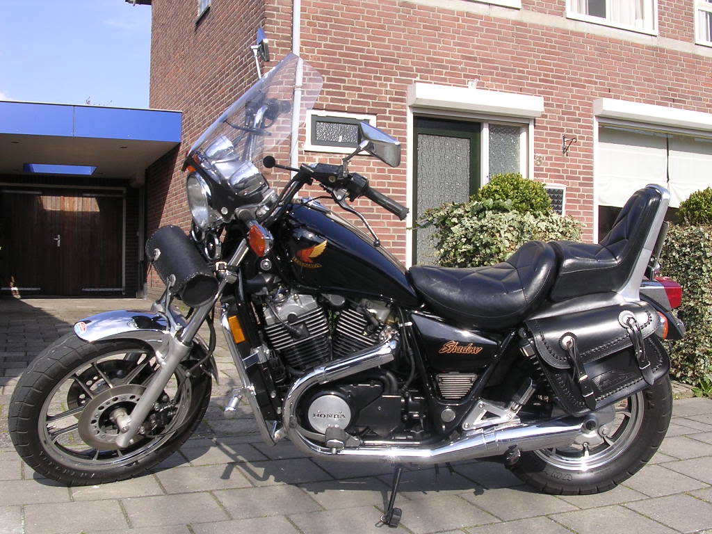 Honda VT700C #7