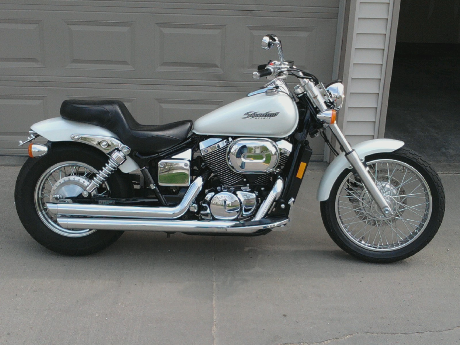 2003 Honda VT750C2 Shadow #9